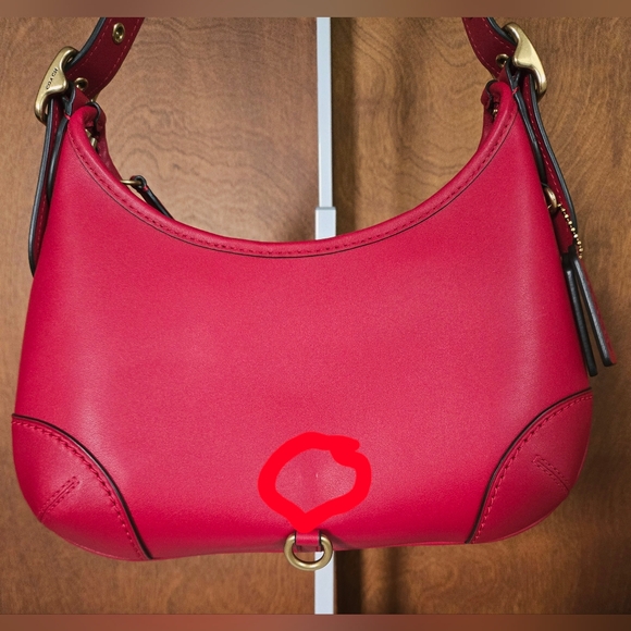 Coach Hamptons Hobo - Picture 6 of 6